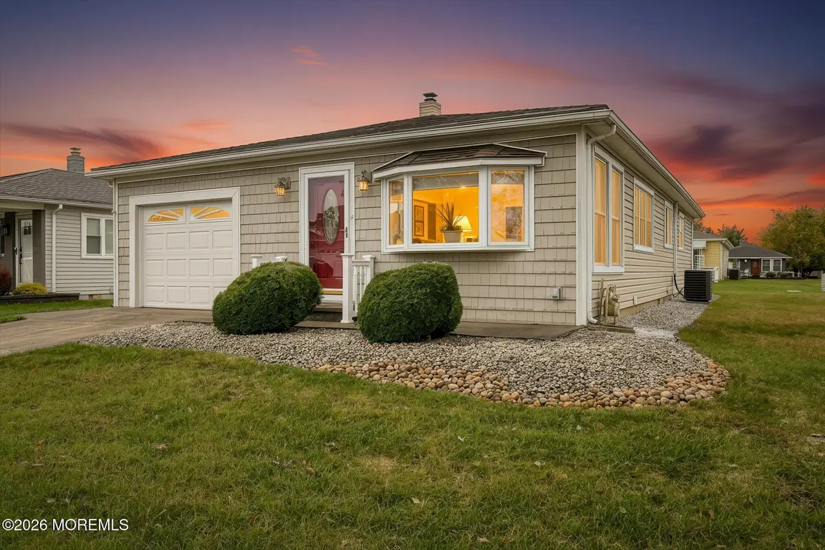 20 Corinth Place, Toms River, NJ 08757 - #1