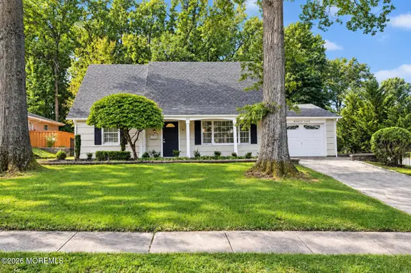95 Warren Drive, Aberdeen, NJ 07747