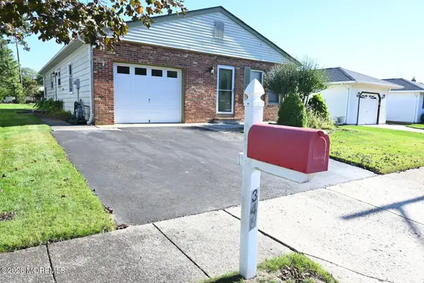 348 Costa Mesa Drive, Toms River, NJ 08757