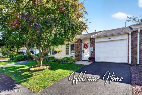 162 Gayle Court, Lakewood, NJ 08701