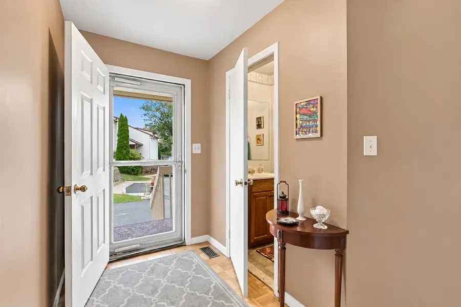 18 Oxford Lane, Middletown, NJ 07748 - #3