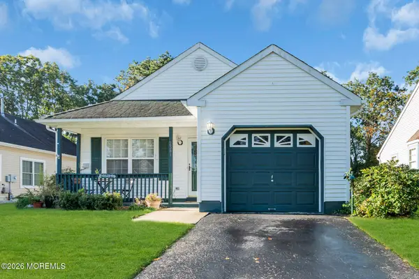 2381 Mount Hood Lane, Toms River, NJ 08753