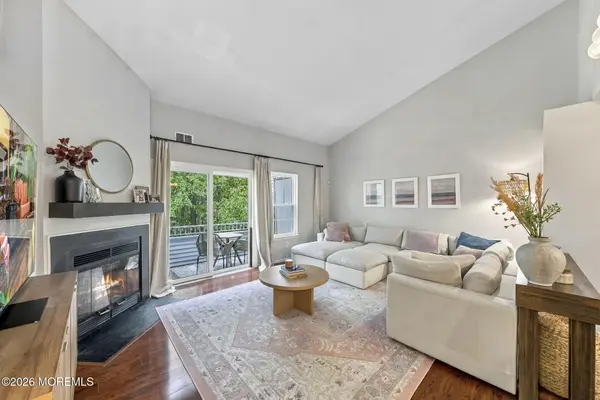 24 Dressage Court, Tinton Falls, NJ 07753