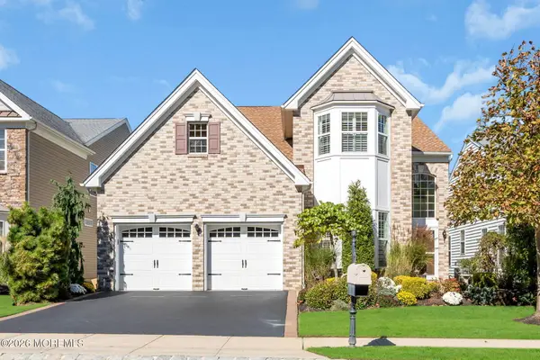 33 Northcrest Drive, Tinton Falls, NJ 07724