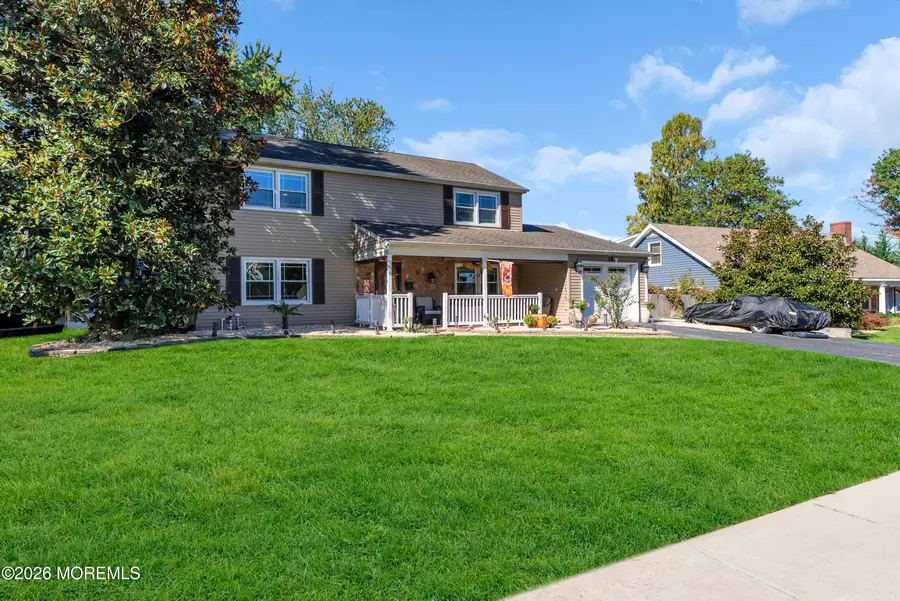 19 Ambler Lane, Aberdeen, NJ 07747 - #3