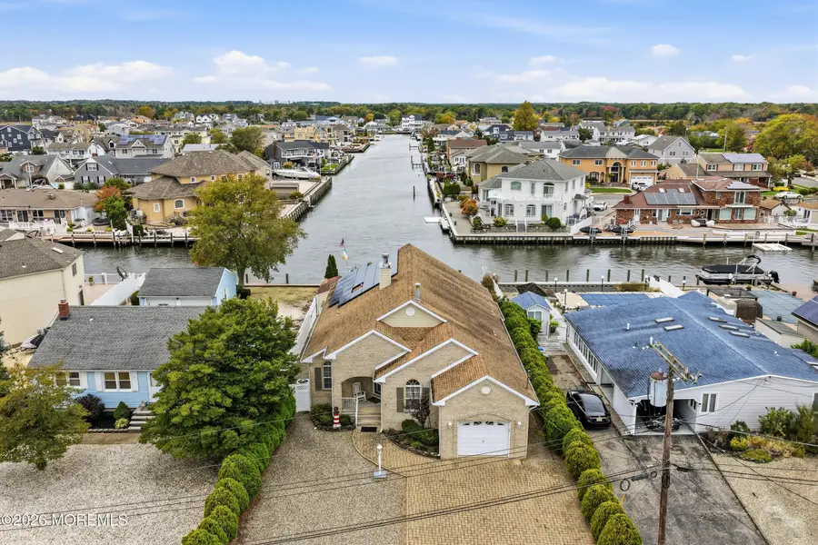270 Shore Drive, Toms River, NJ 08753 - #2
