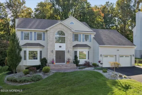 312 Wembley Place, Morganville, NJ 07751
