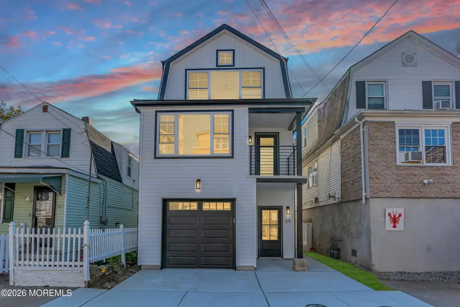 39 Seadrift Avenue, Highlands, NJ 07732 - #2