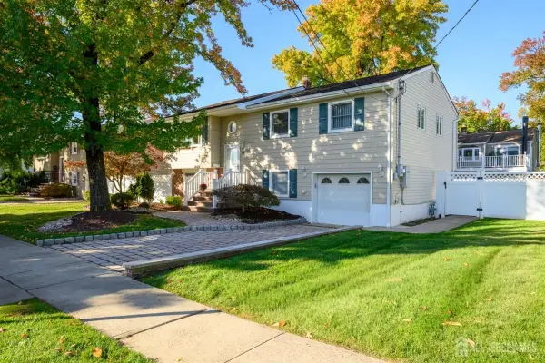 95 New Dover Avenue, Colonia, NJ 07067