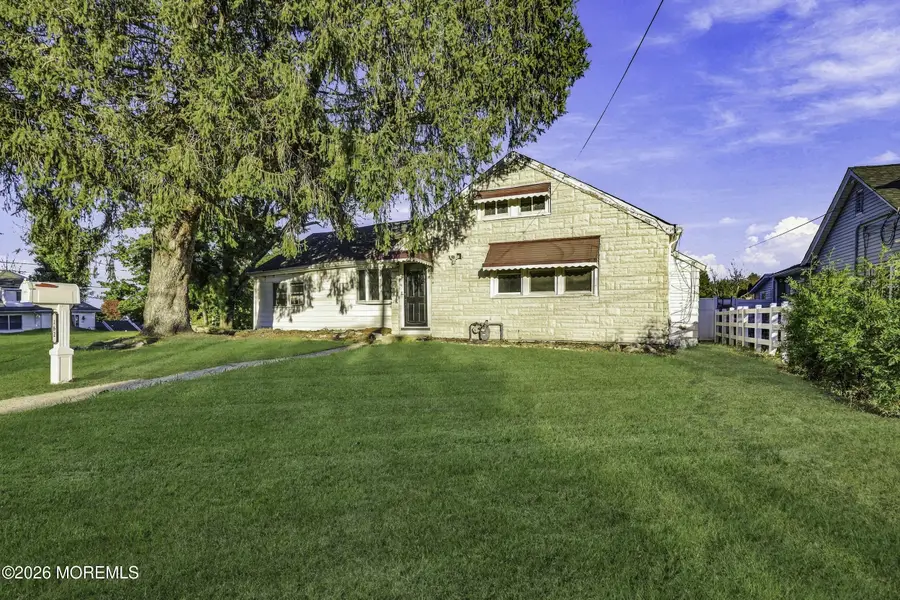 162 Concord Avenue, Leonardo, NJ 07737 - #3