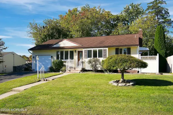 510 Mackey Avenue, Belford, NJ 07718