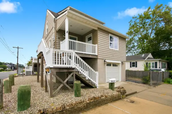 11 Fox Avenue, Keansburg, NJ 07734