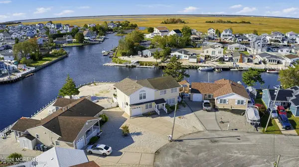32 Boston Drive, Little Egg Harbor, NJ 08087