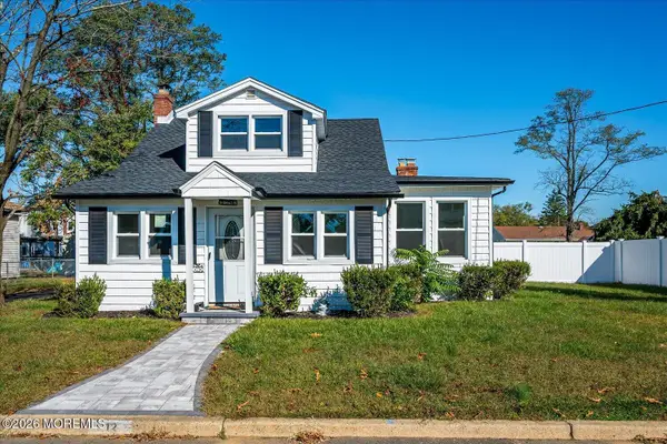 12 White Street, Middletown, NJ 07748