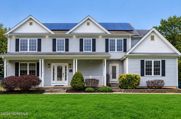67 Greenwich Drive, Jackson, NJ 08527