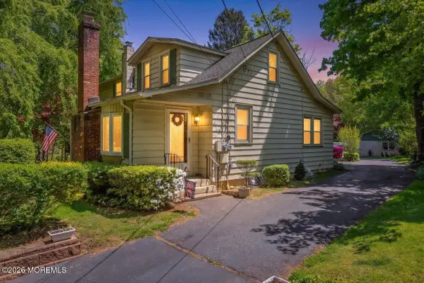 228 Red Hill Road, Middletown, NJ 07748