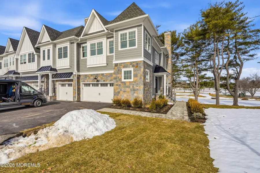 124 Eagle Way, Eatontown, NJ 07724 - #3