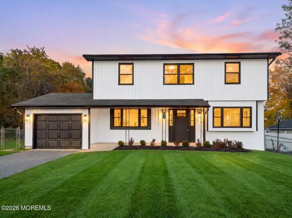 8 Atlanta Drive, Jackson, NJ 08527