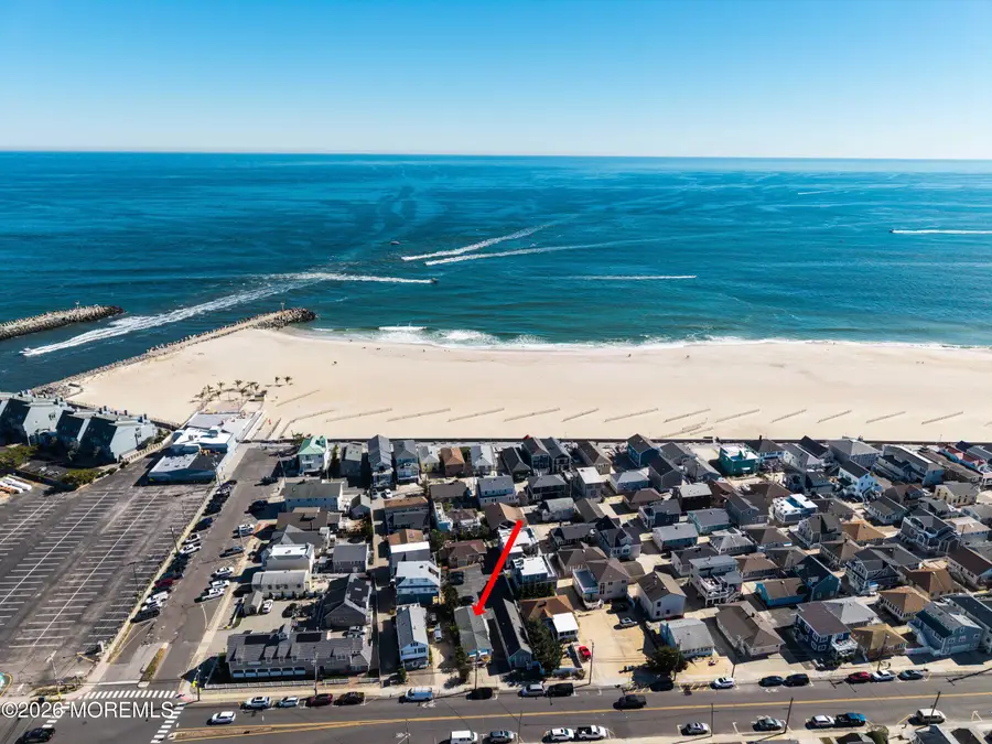 112 Ocean Avenue, Point Pleasant Beach, NJ 08742 - #2