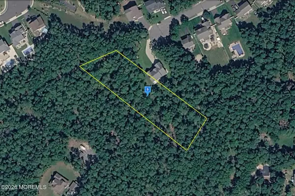 97 Alexander Drive, Barnegat, NJ 08005