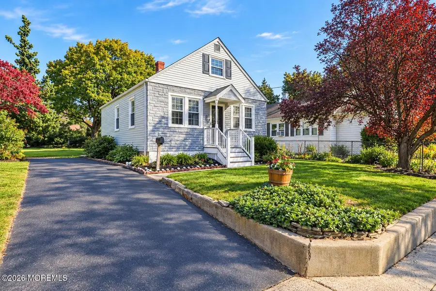 13 Viola Avenue, Leonardo, NJ 07737 - #2