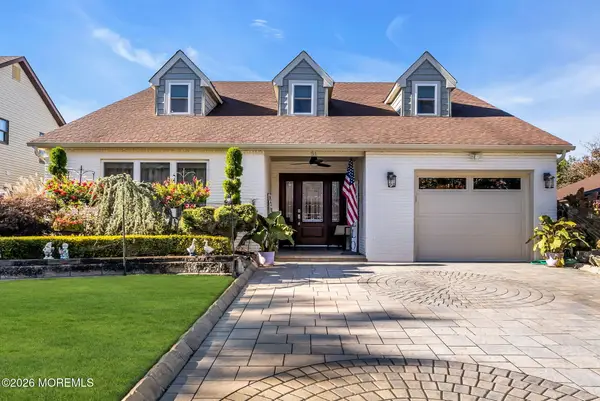 51 Murray Hill Terrace, Marlboro, NJ 07746