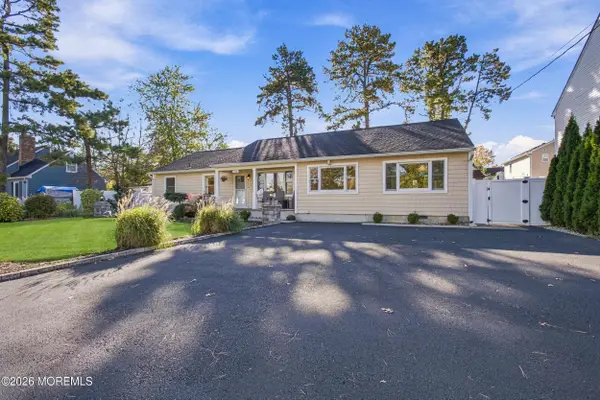1208 Monmouth Avenue, Toms River, NJ 08757