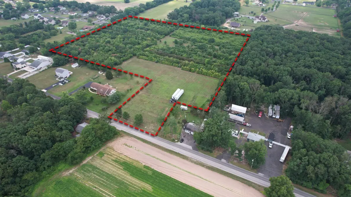 215 W Weymouth Malaga Rd, Buena, NJ 08360 - Image #1