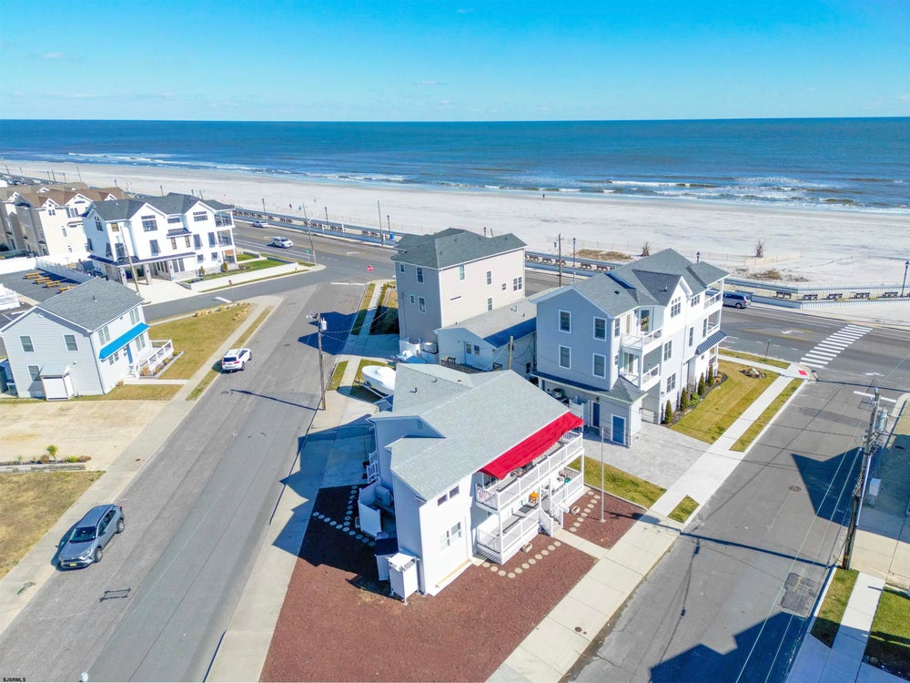 230 Quay Blvd B, Brigantine, NJ 08203 BHGRE