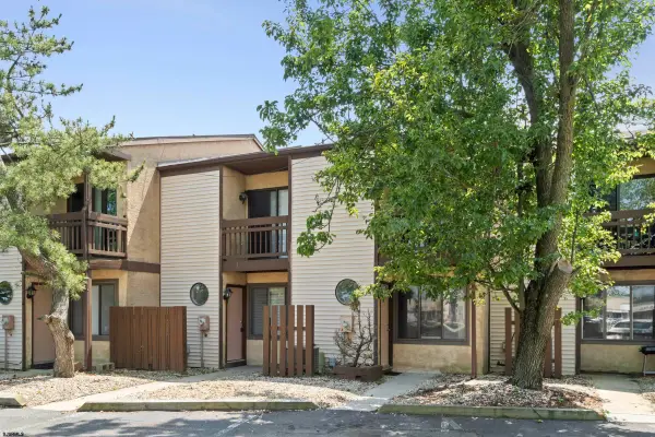 106 Newtowne Sq #106, Pleasantville, NJ 08232