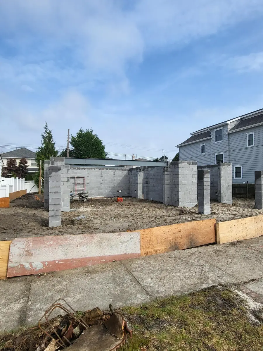 111 N Mansfield Ave, Margate City, NJ 08402 - Image #3