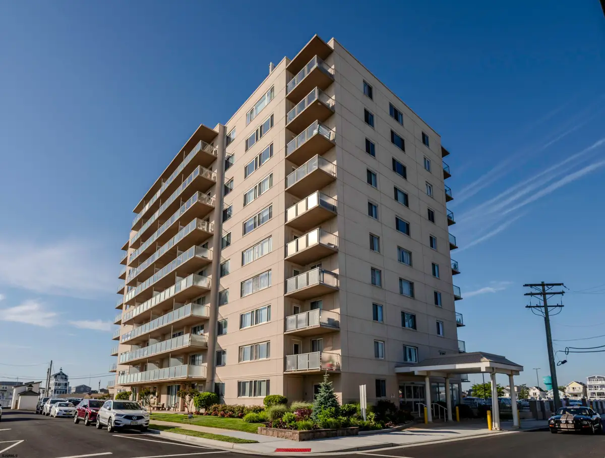 6101 Monmouth Ave #105, Ventnor City, NJ 08406 - Image #1