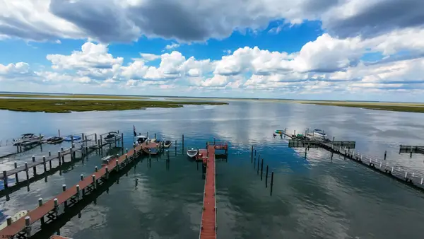 4501 Atlantic Brigantine Blvd, Brigantine, NJ 08203-3513