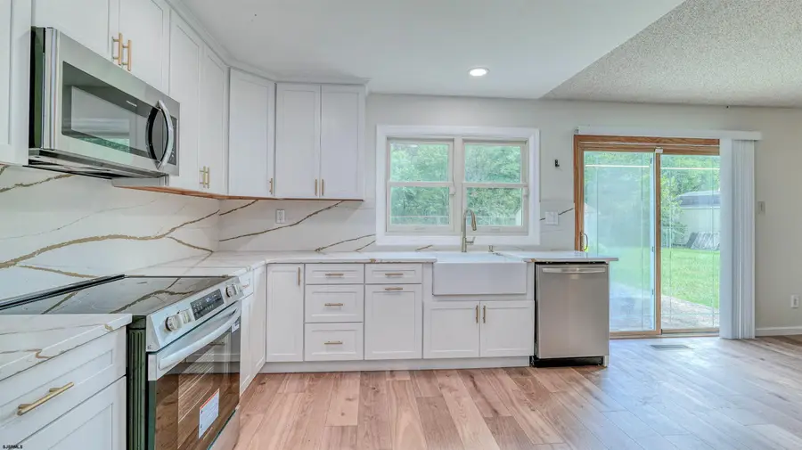 137 Arbor Meadow Dr, Sicklerville, NJ 08081-9998 - #3