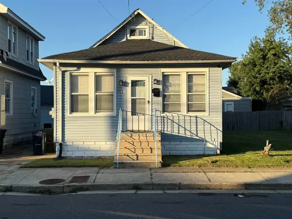 1523 N Arkansas Ave, Venice Park, NJ 08401