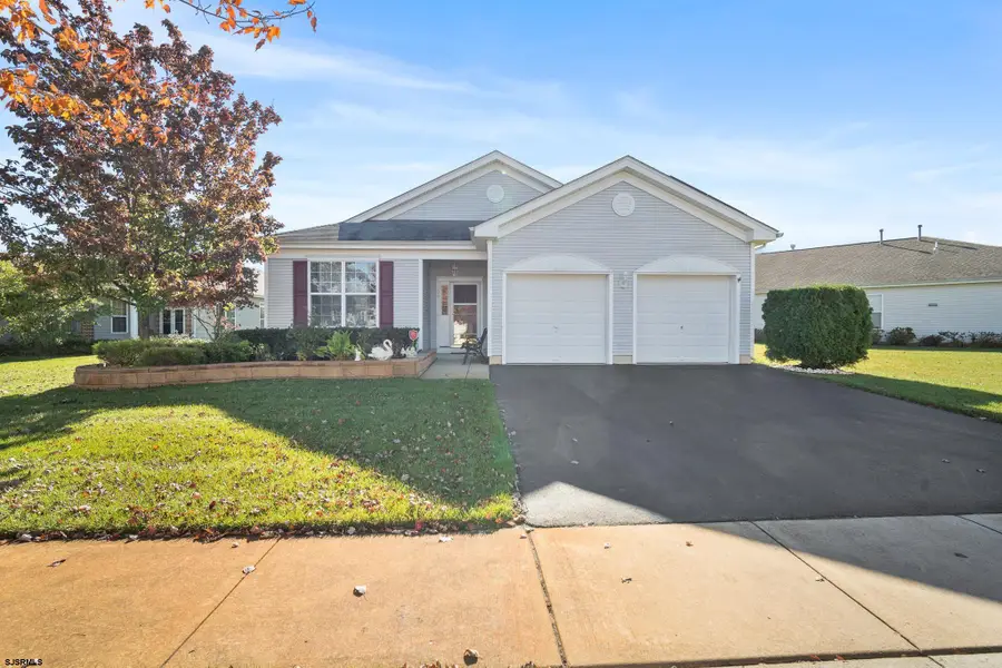 558 Yarmouth Ct, Galloway, NJ 08205 - Image #2