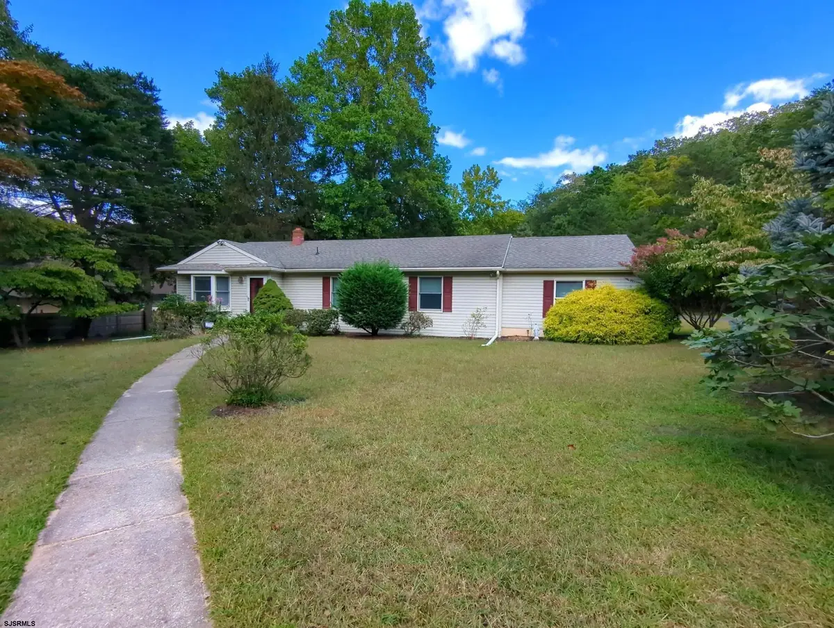 199 S Lakeview Dr, Gibbsboro, NJ 08026 - Image #1