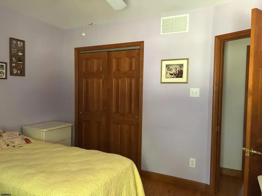 199 S Lakeview Dr, Gibbsboro, NJ 08026 - Image #3