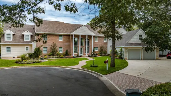 4 Princeton Ln, Linwood, NJ 08221