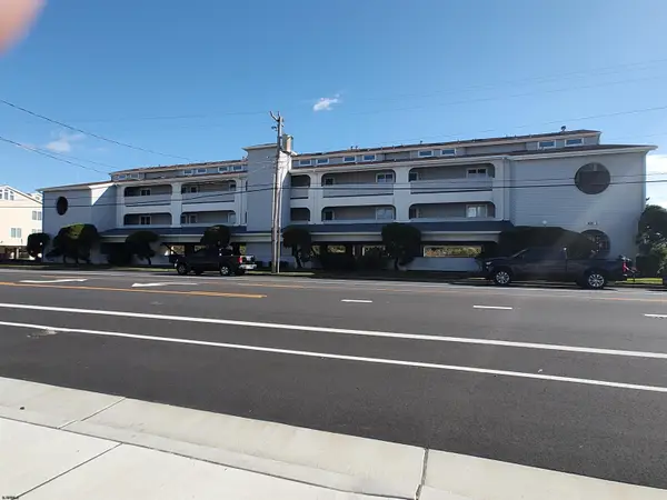 300 E Brigantine Ave #11, Brigantine, NJ 08203