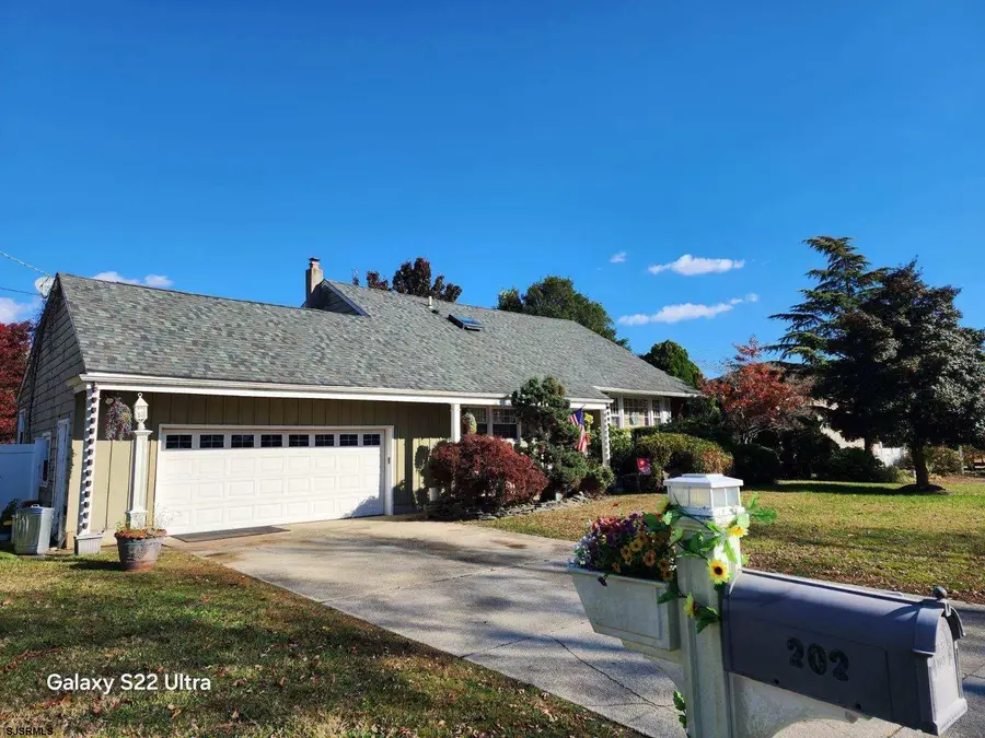 202 Rosemarie Dr, Egg Harbor Township, NJ 08234 - Image #3