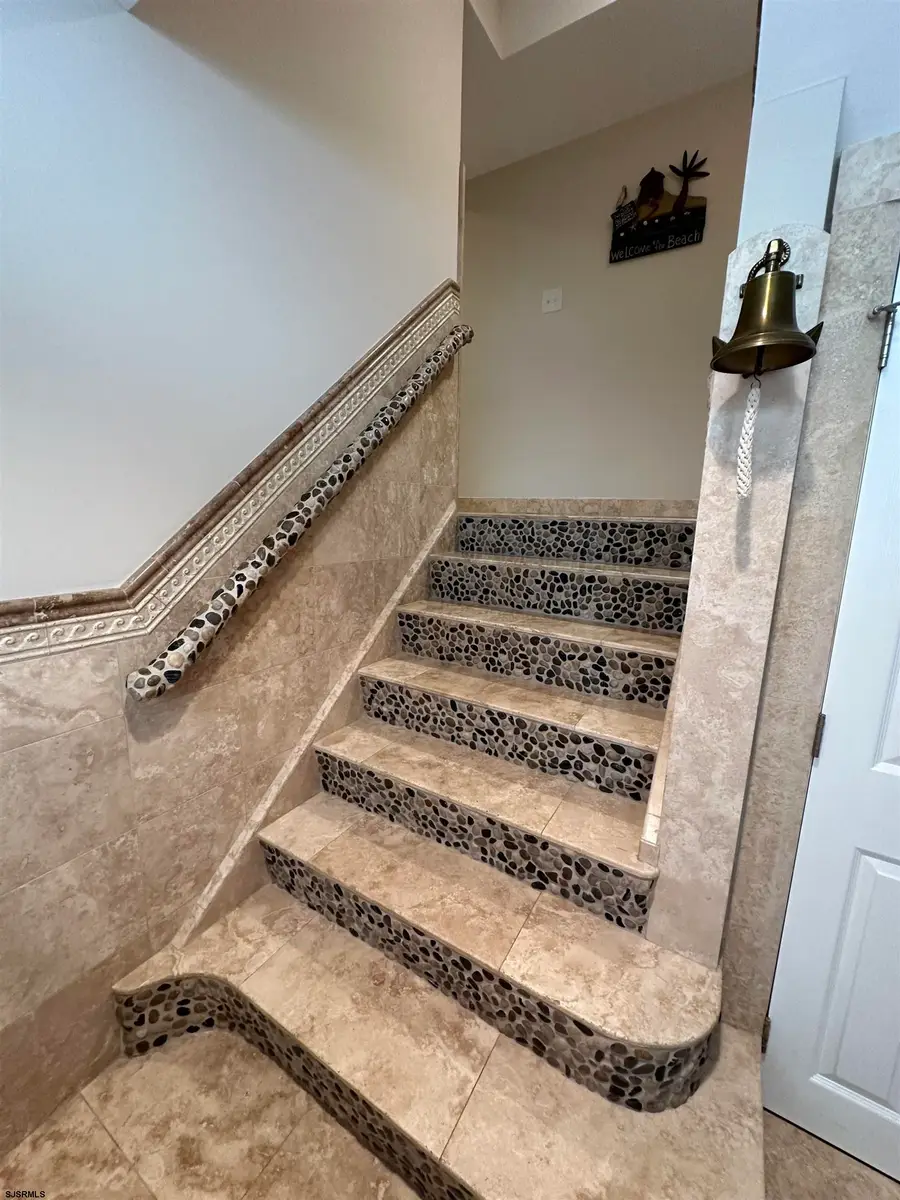 7 S Monroe Ave, Margate City, NJ 08402 - Image #3