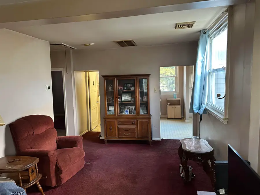 16 Woodrow Ave, Egg Harbor Township, NJ 08234 - Image #3