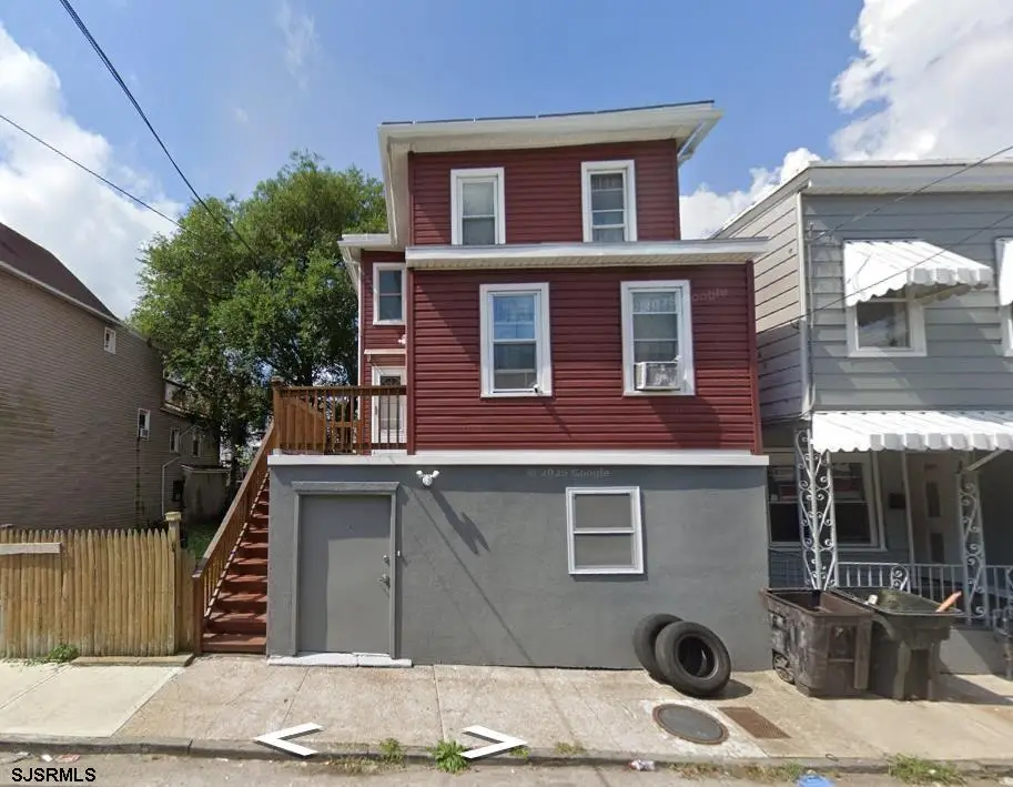 24 N Bellevue Ave, Atlantic City, NJ 08401 - Image #1