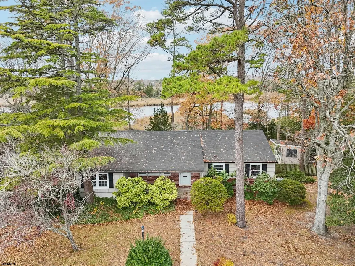 911 Bartlett Ave, Linwood, NJ 08221 - Image #1