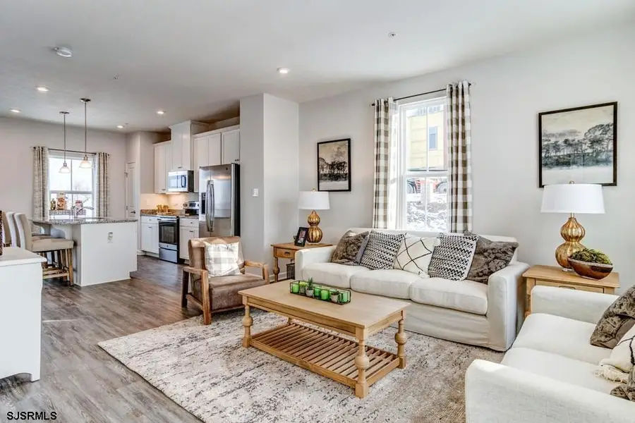 2102 E Oak Road #6, Vineland, NJ 08361 - Image #2