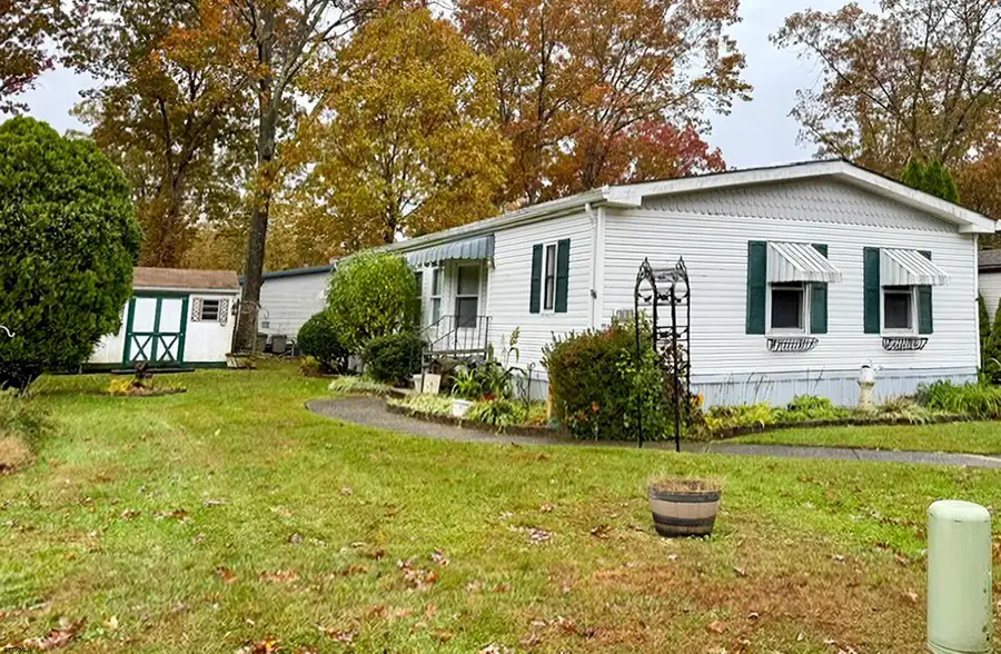 307 Jetty Dr, Egg Harbor Township, NJ 08234 - Image #2