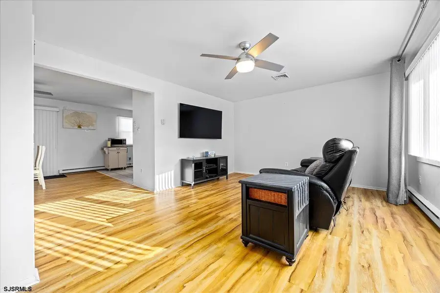 809 N Derby Ave, Ventnor Heights, NJ 08406 - Image #3