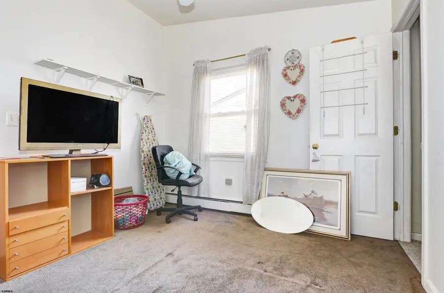 2040 Hamilton Ave, Atlantic City, NJ 08401 - #3
