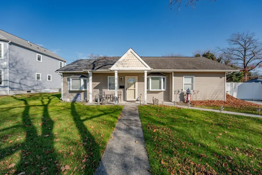 33 W Meyran Ave Ave, Somers Point, NJ 08244 - Image #2